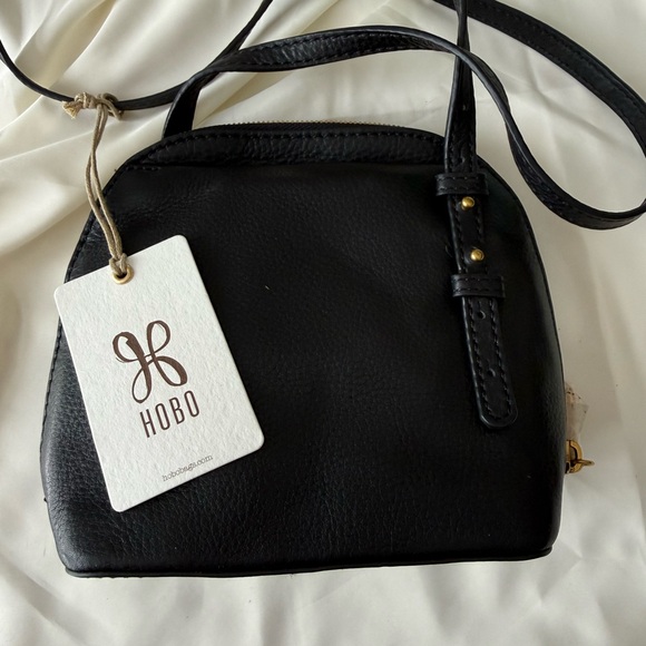 HOBO Nash Crossbody in black leather - NWT - Picture 4 of 6